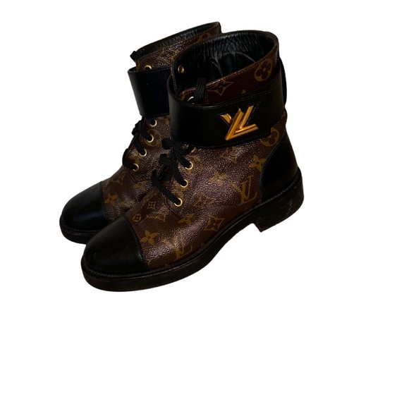 Louis Vuitton Boots - Picture 1 of 5